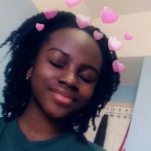 Meet your Posher, Akua